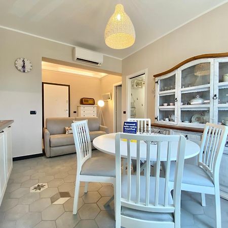 Casaviva - Le Vele Di Angela Apartment Genoa Luaran gambar